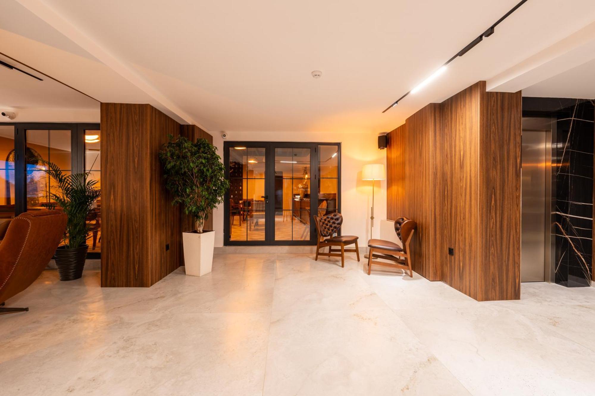 Ruby Hotel Prishtina Pristina Exterior photo